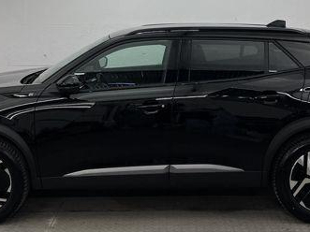 Peugeot e-2008