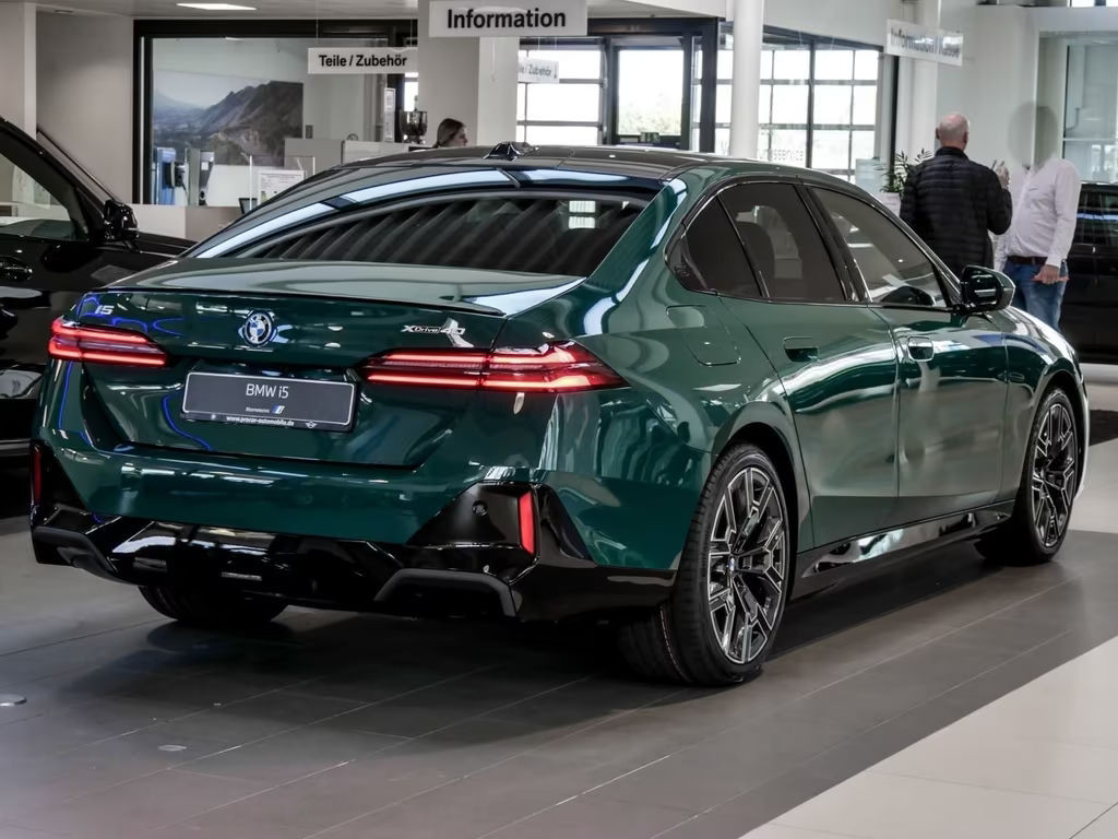 BMW i5