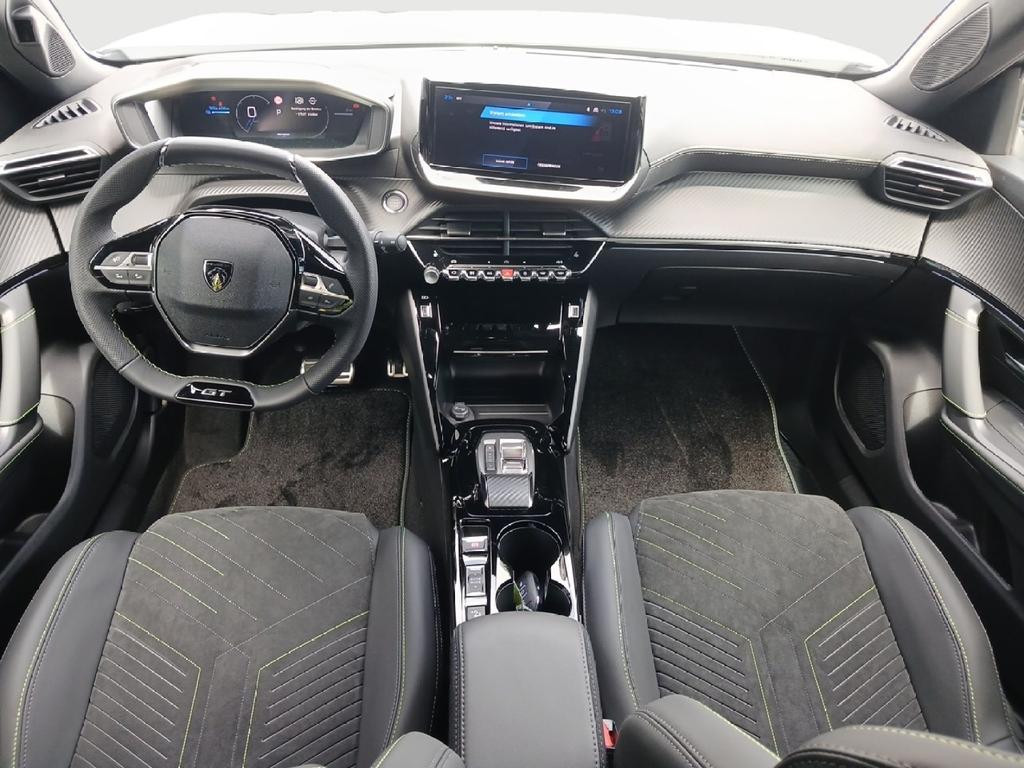 Peugeot e-2008