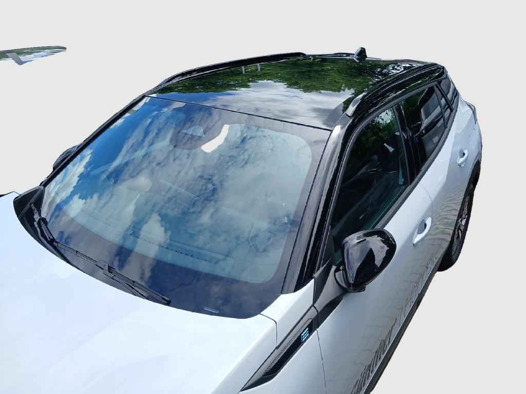 Peugeot e-2008