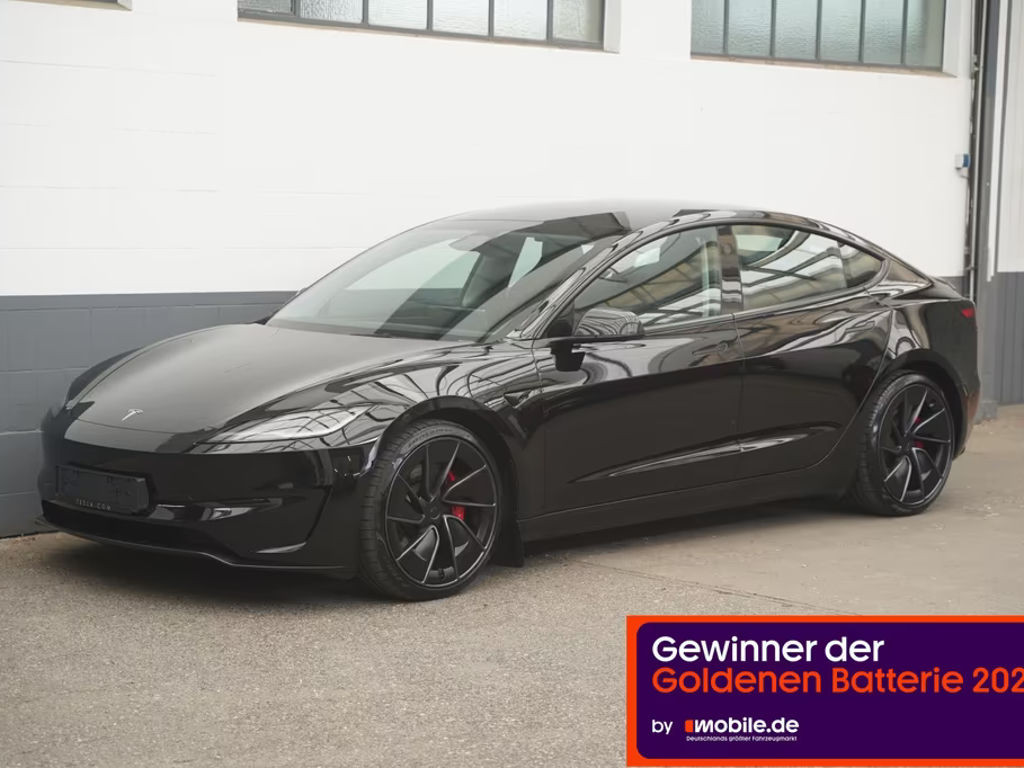 Tesla Model 3 Performance
