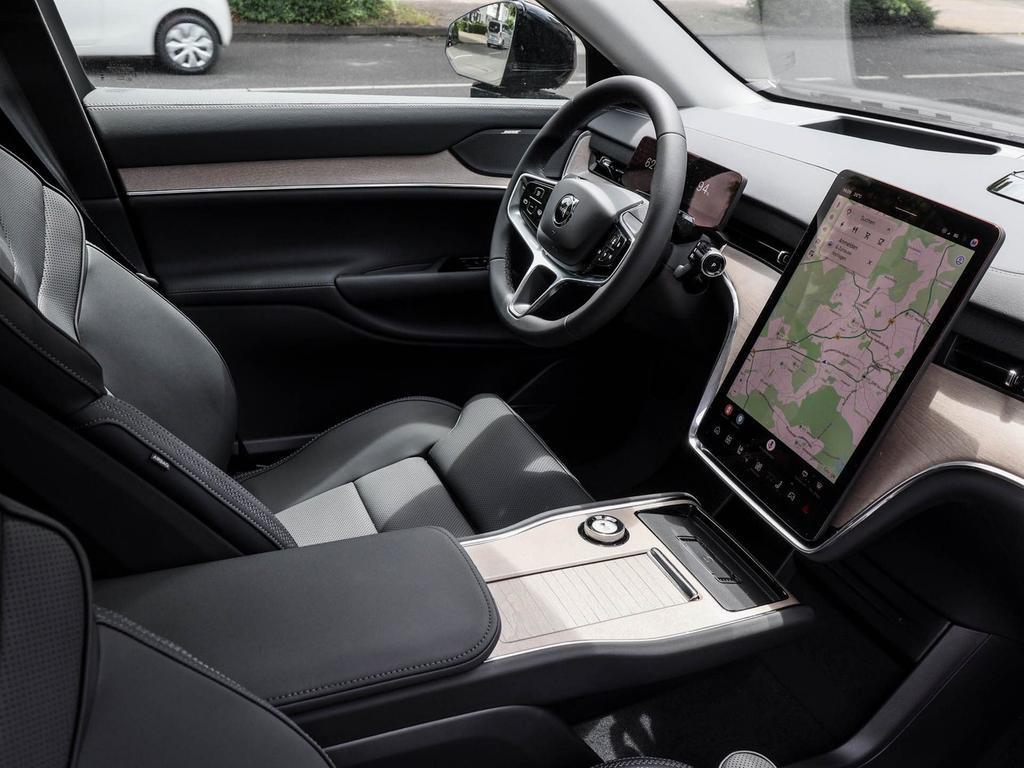 Volvo EX90