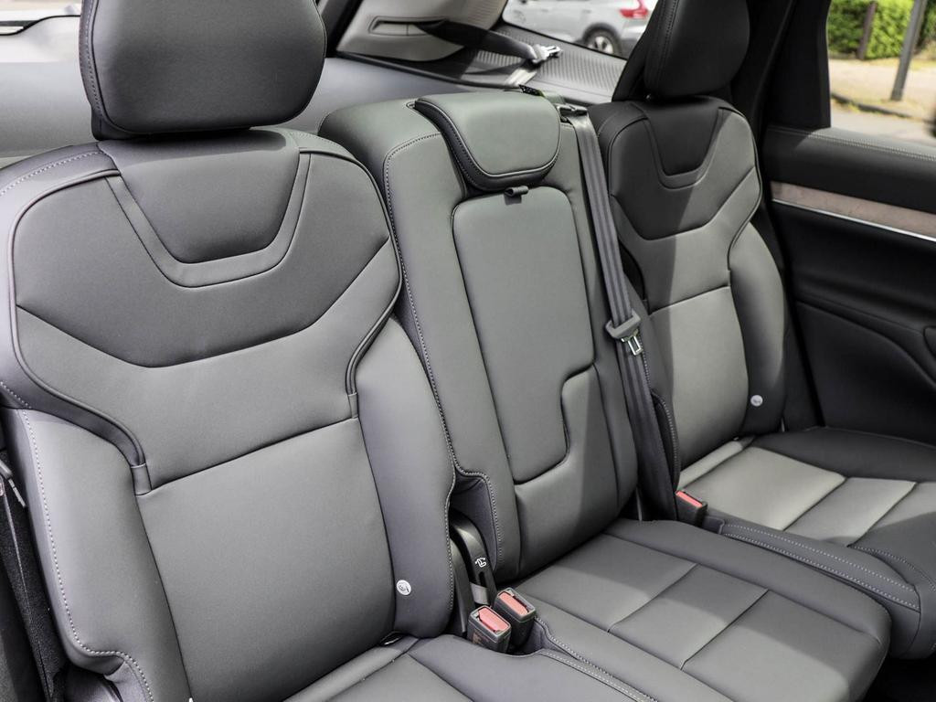 Volvo EX90