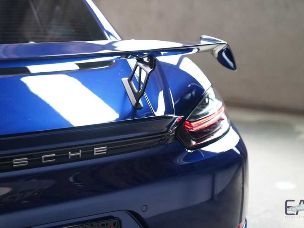 Porsche Cayman