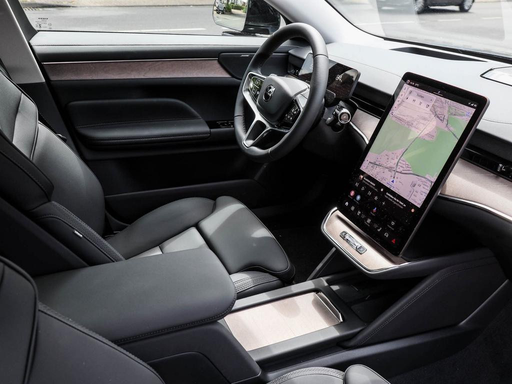 Volvo ES90