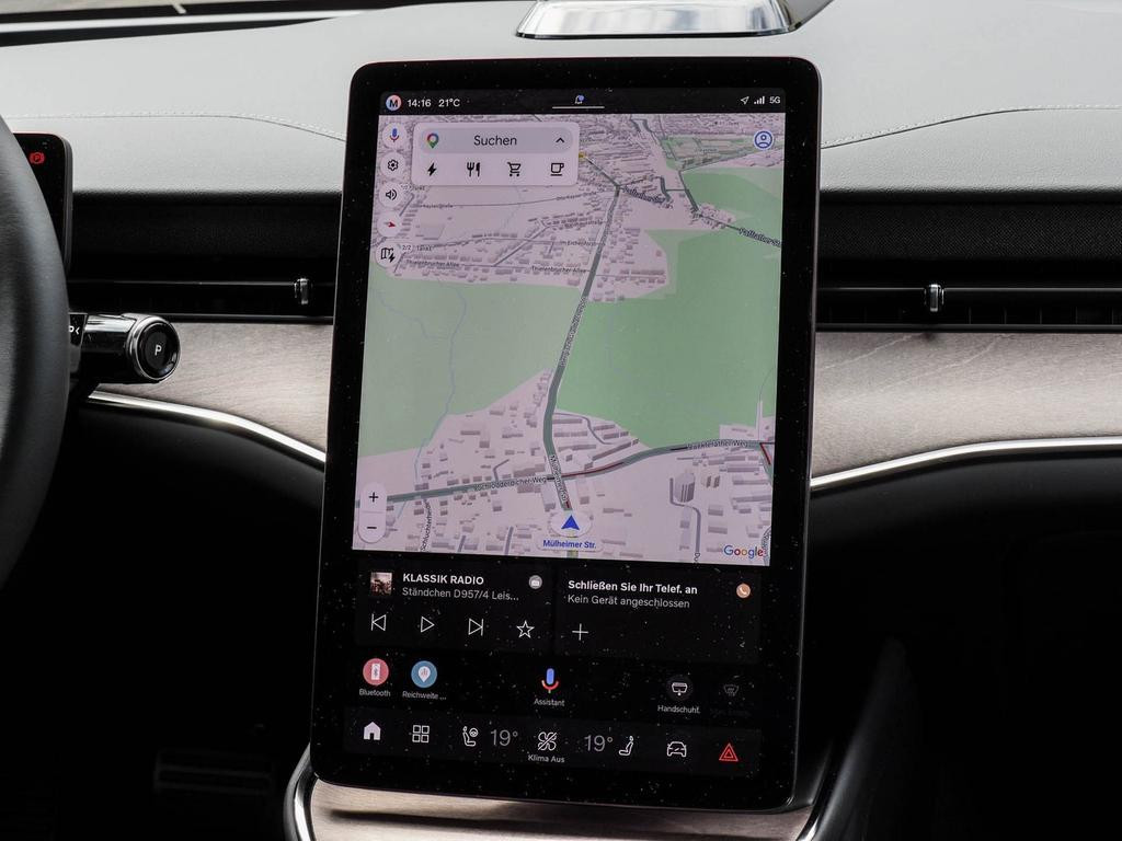Volvo ES90