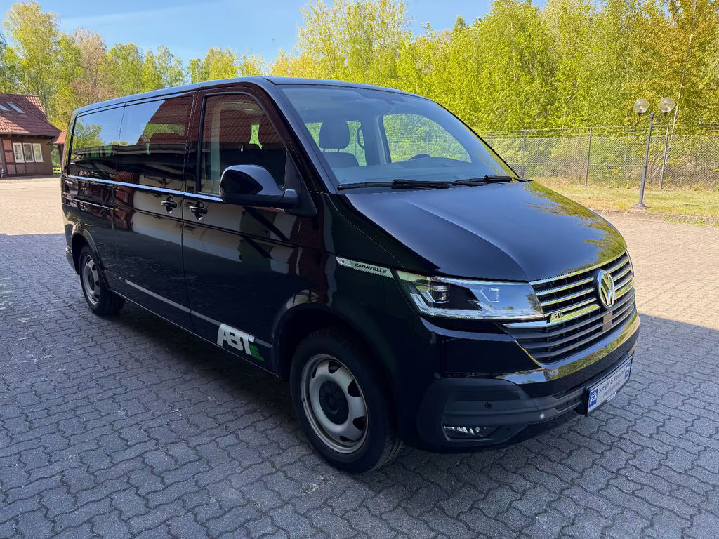 Volkswagen Caravelle