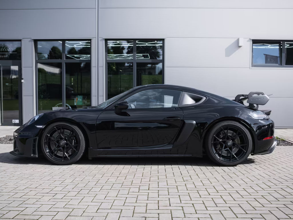 Porsche Cayman RS 718