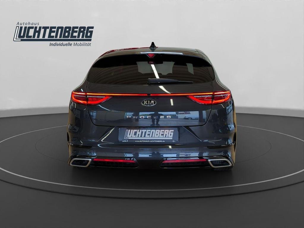 Kia ProCeed