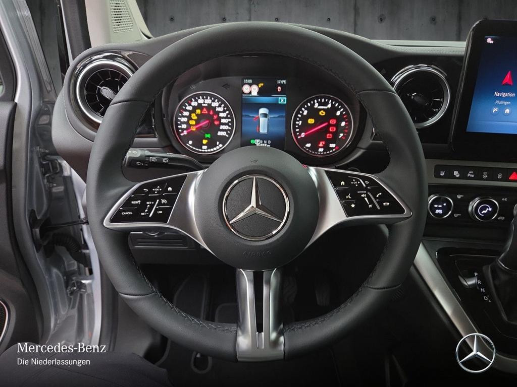 Mercedes-Benz T 180