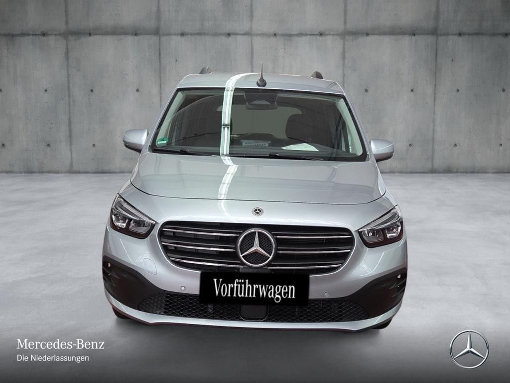 Mercedes-Benz T 180
