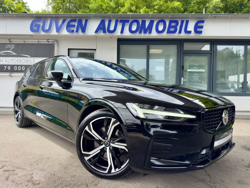 Volvo V60 Plus Dark