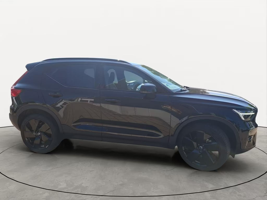 Volvo XC40 Plus