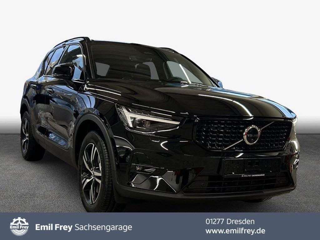 Volvo XC40 Plus Dark