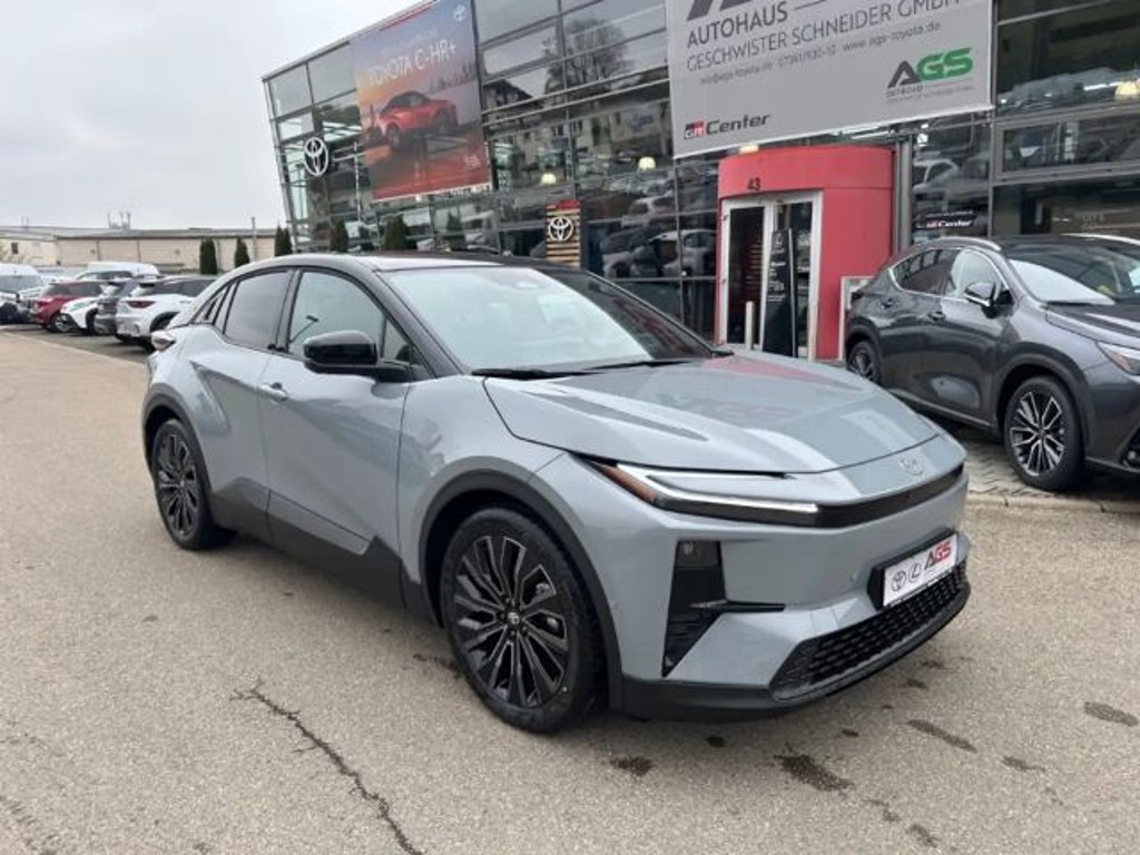 Toyota C-HR Vierwielaandrijving Lounge
