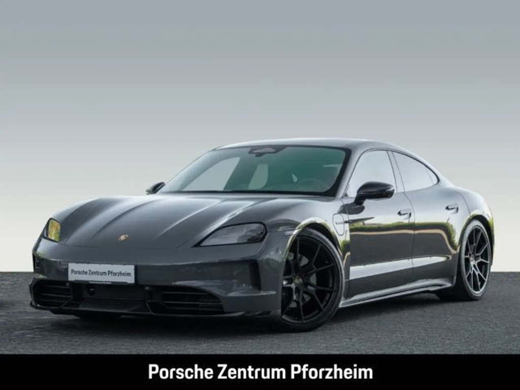 Porsche Taycan Black Edition 4