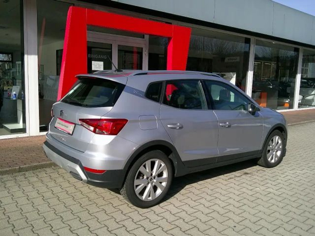 Seat Arona