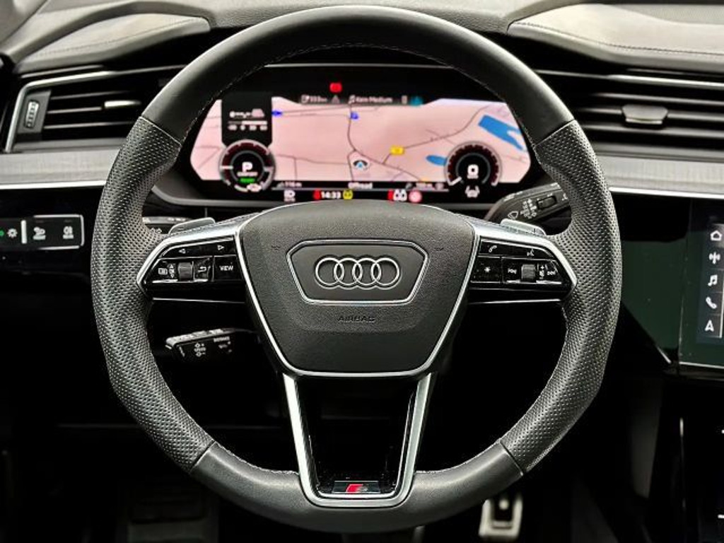 Audi Q8 e-tron