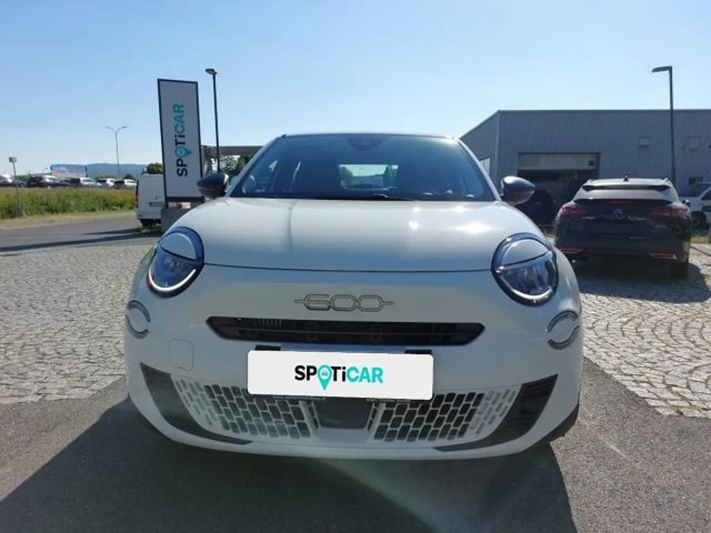 Fiat 600e Hybrid mHEV 145 6-Gang eDCT Pop