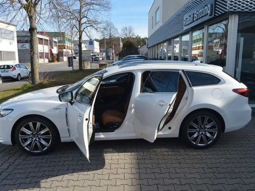 Mazda 6