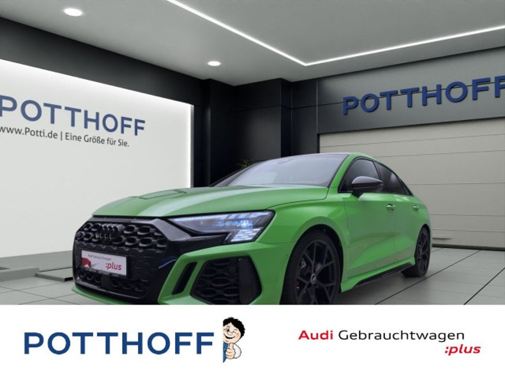 Audi RS3 Sedan Quattro S-Tronic