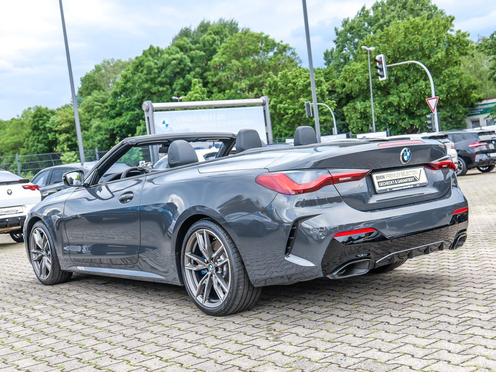 BMW M440