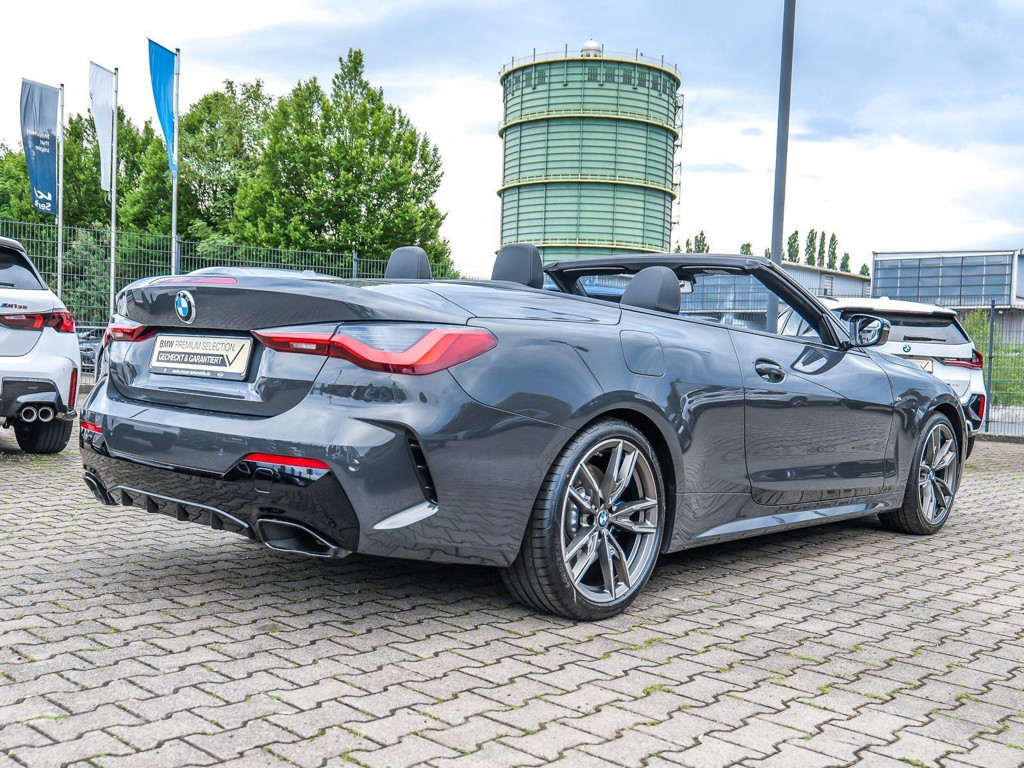 BMW M440