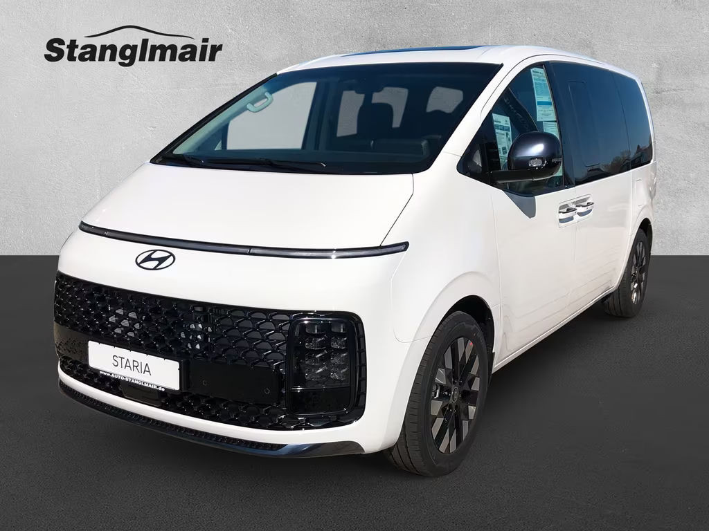 Hyundai Staria Signature