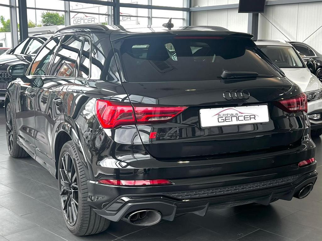 Audi RS Q3