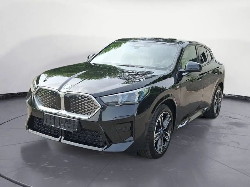 BMW iX2