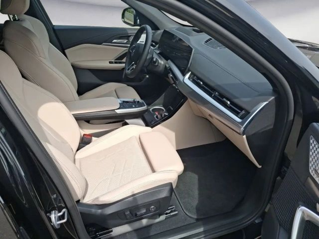 BMW iX2