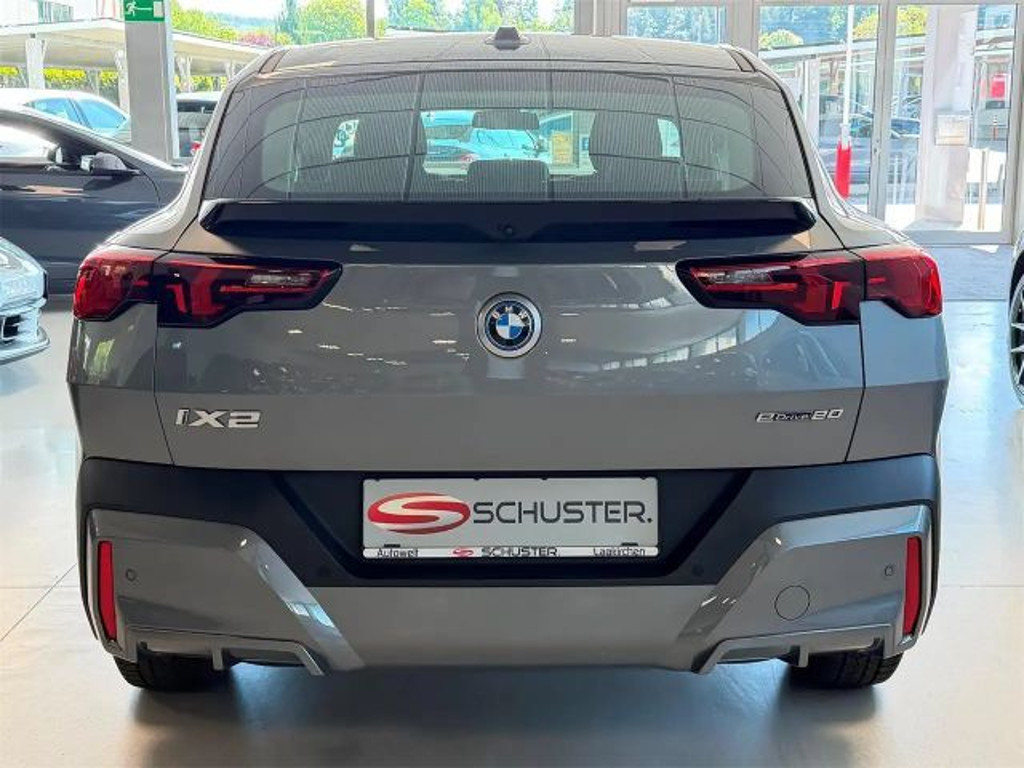 BMW iX2