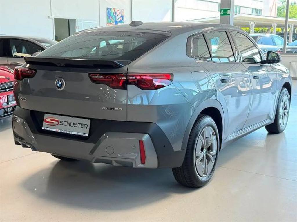 BMW iX2