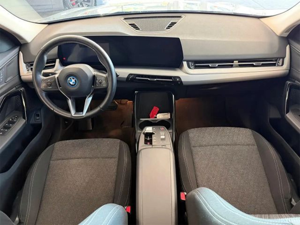 BMW iX2