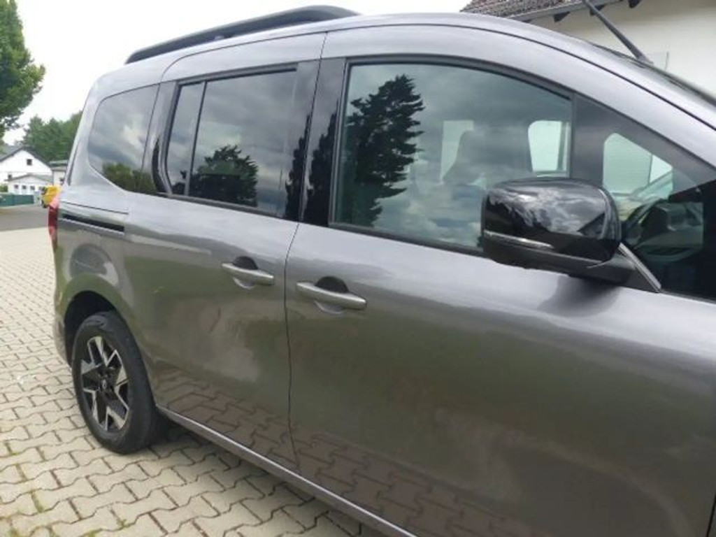 Nissan Townstar