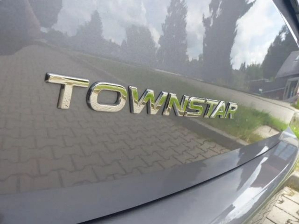 Nissan Townstar