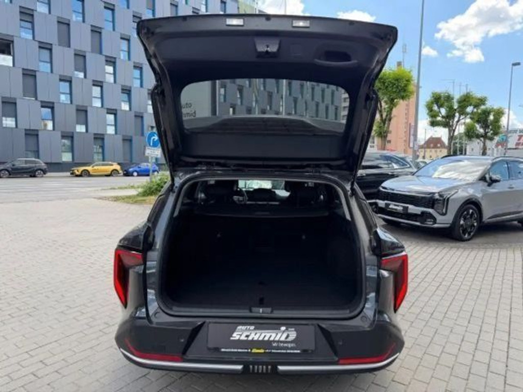 Kia K4