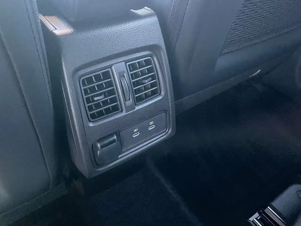 Mitsubishi Grandis