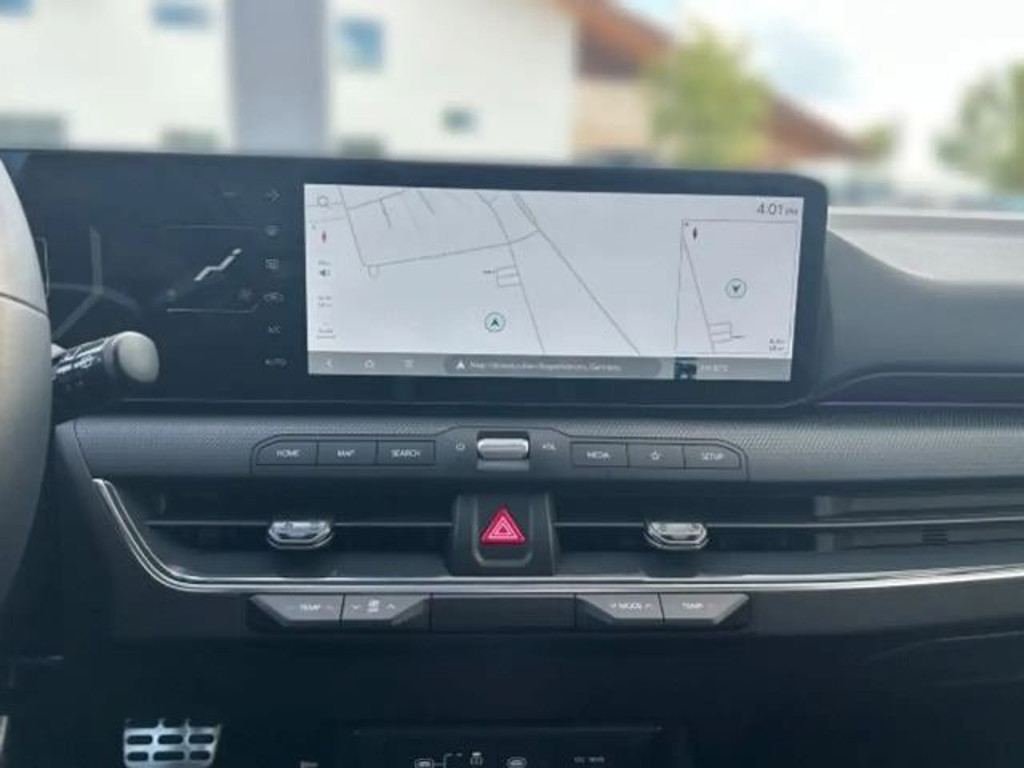 Kia K4
