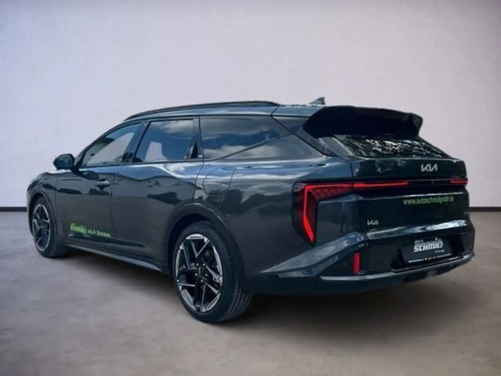 Kia K4