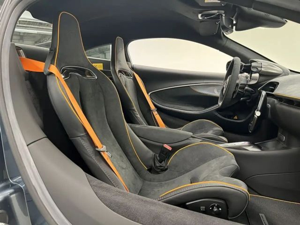 McLaren Artura