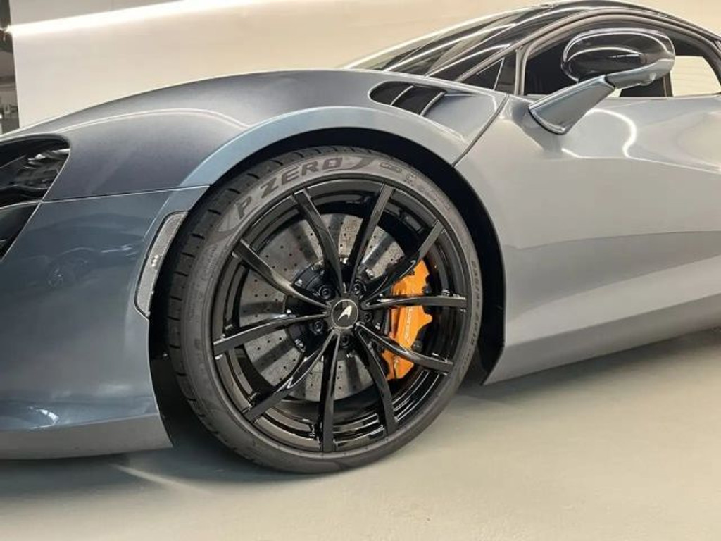 McLaren Artura