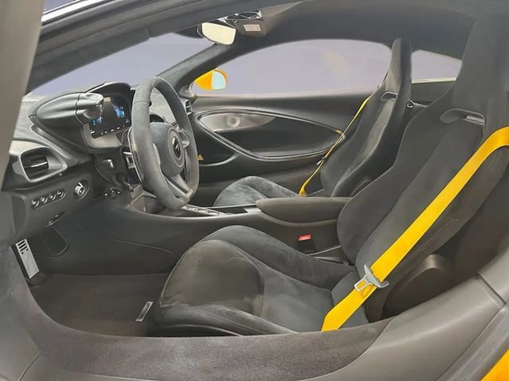 McLaren Artura