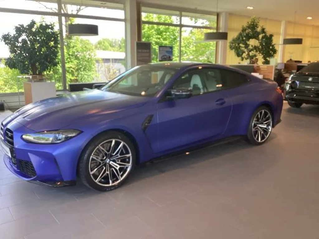 BMW M4