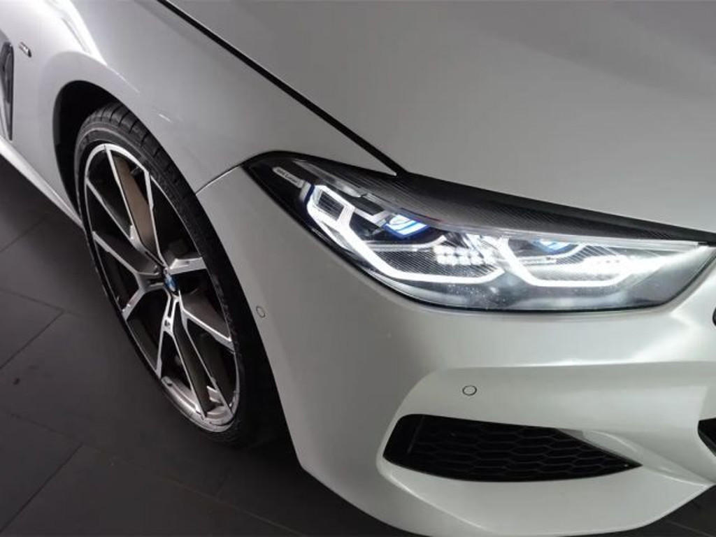 BMW M850