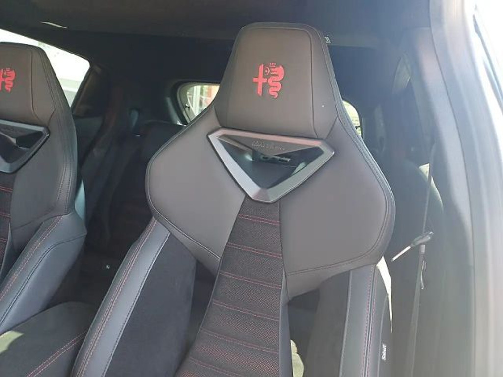 Alfa Romeo Junior
