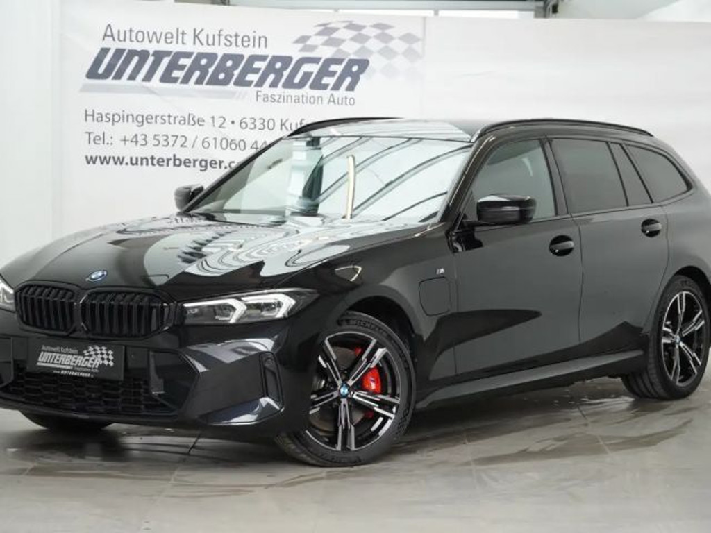 BMW 3 Serie 330 M-Sport xDrive Touring 330e