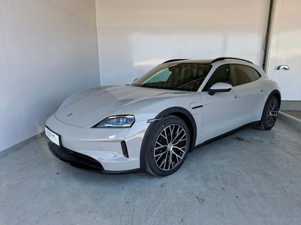 Porsche Taycan Cross Turismo 4