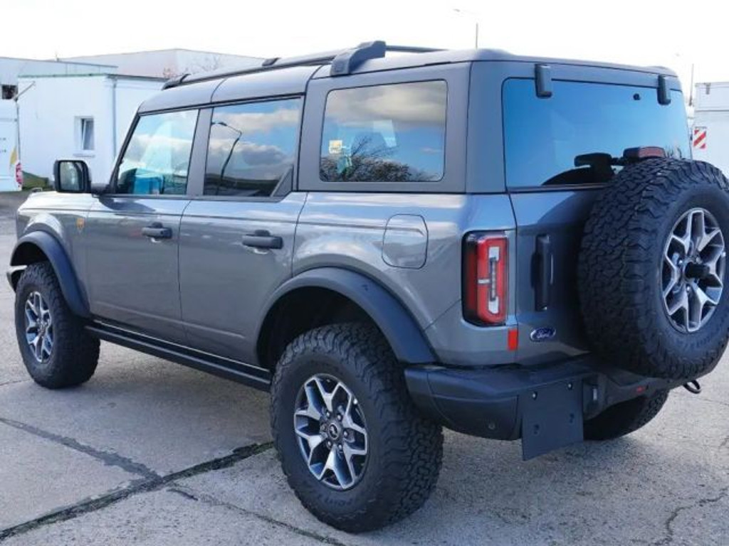 Ford Bronco