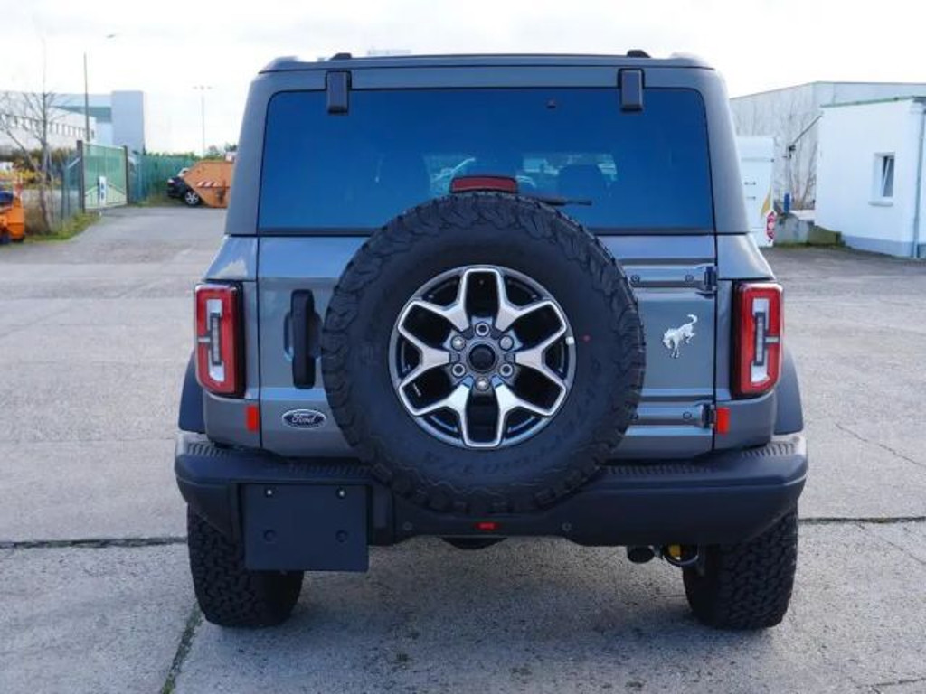 Ford Bronco